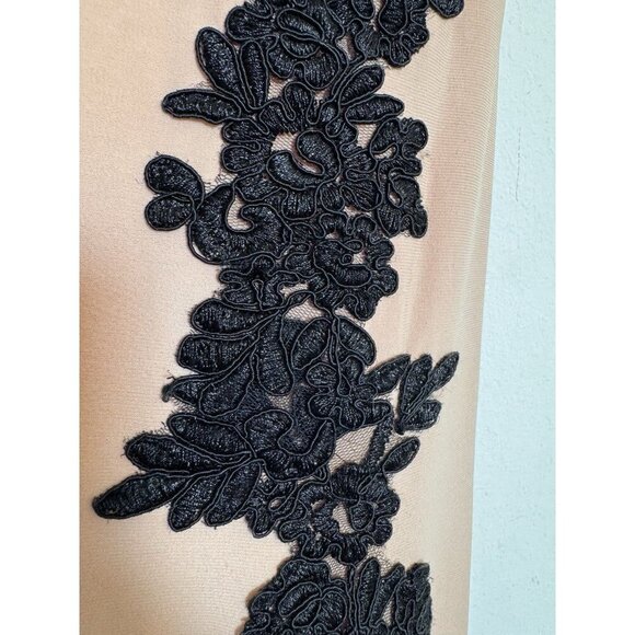 Betsy & Adam Floral Lace Woven Gown Dress Nude/Black Size 2 Low-Back Prom Tan - Picture 15 of 16